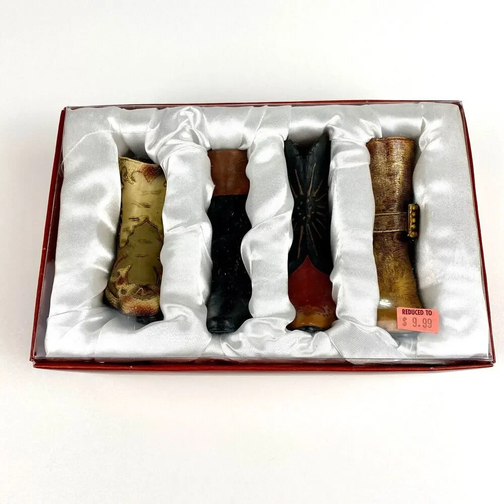 VTG JC Penney Mini Shoe Ornaments Women’s Casual Boot Set of 4 NIB Resin Boots - Picture 9 of 12